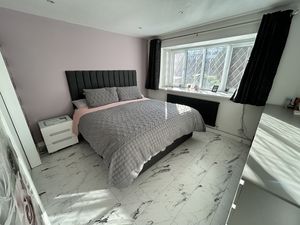 Photo 17- click for photo gallery